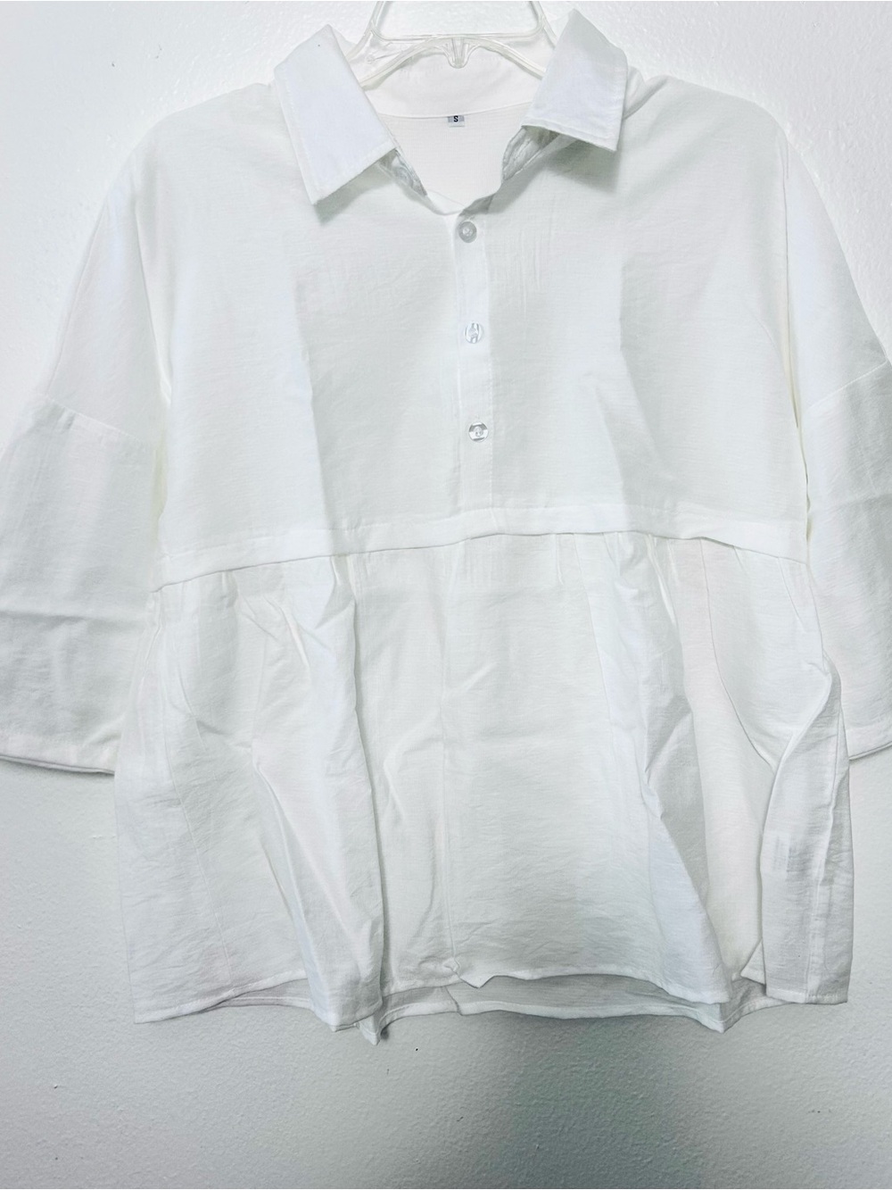 NWOT White Women’s Boho Half Button  Flowy Blouse Small. Never worn.